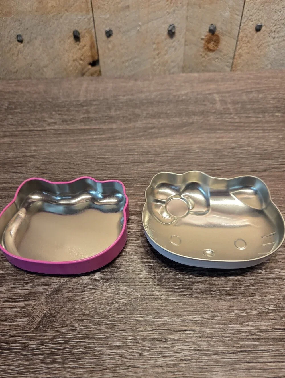 Hello Kitty Sanrio Metal Tin Small Storage Container Empty Collectible 4